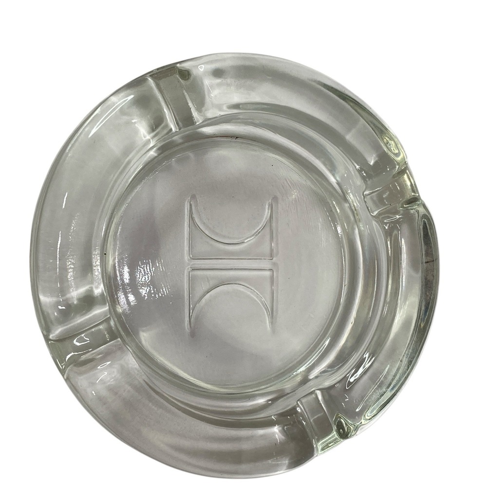 Hilton Hotel Heavy Glass Ashtray ‎ 4.5" diameter  with Hilton logo Vintage